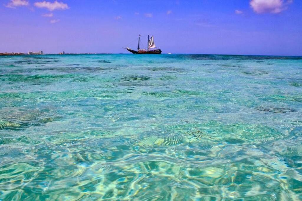 New! Cozy 1 Bedroom Condo- Gold Coast, Noord Aruba Palm Beach Exteriör bild