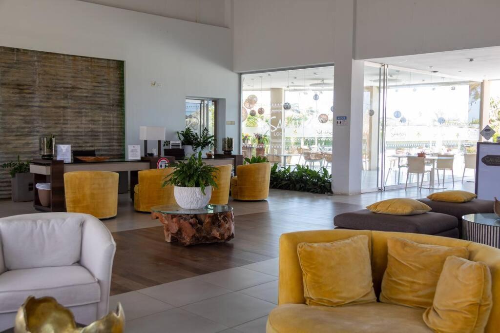 New! Cozy 1 Bedroom Condo- Gold Coast, Noord Aruba Palm Beach Exteriör bild