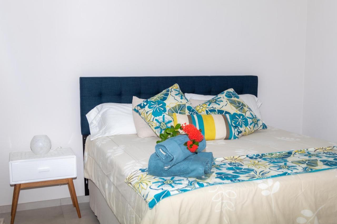 New! Cozy 1 Bedroom Condo- Gold Coast, Noord Aruba Palm Beach Exteriör bild
