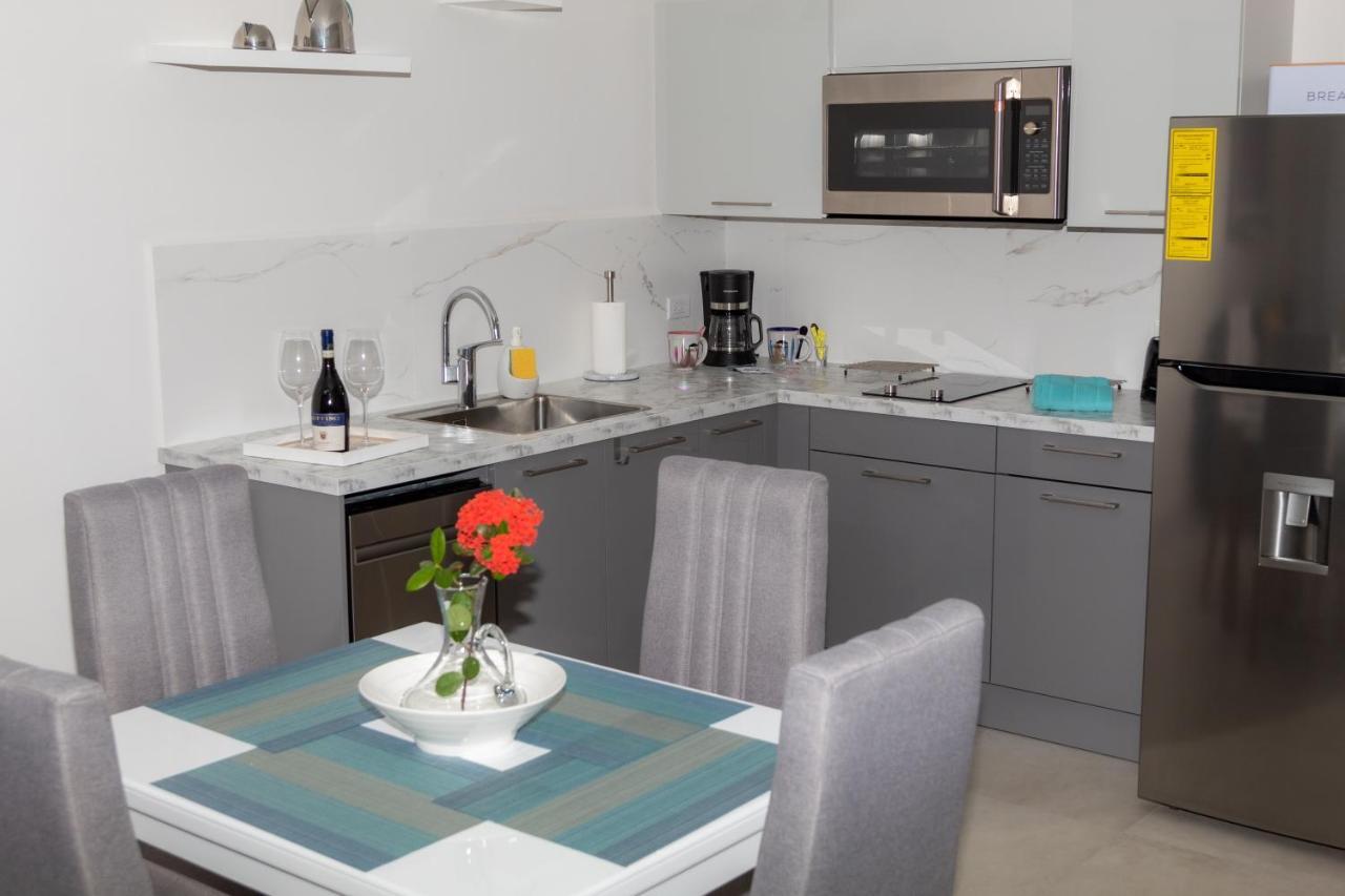 New! Cozy 1 Bedroom Condo- Gold Coast, Noord Aruba Palm Beach Exteriör bild